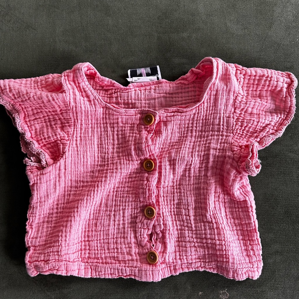 Button crop top